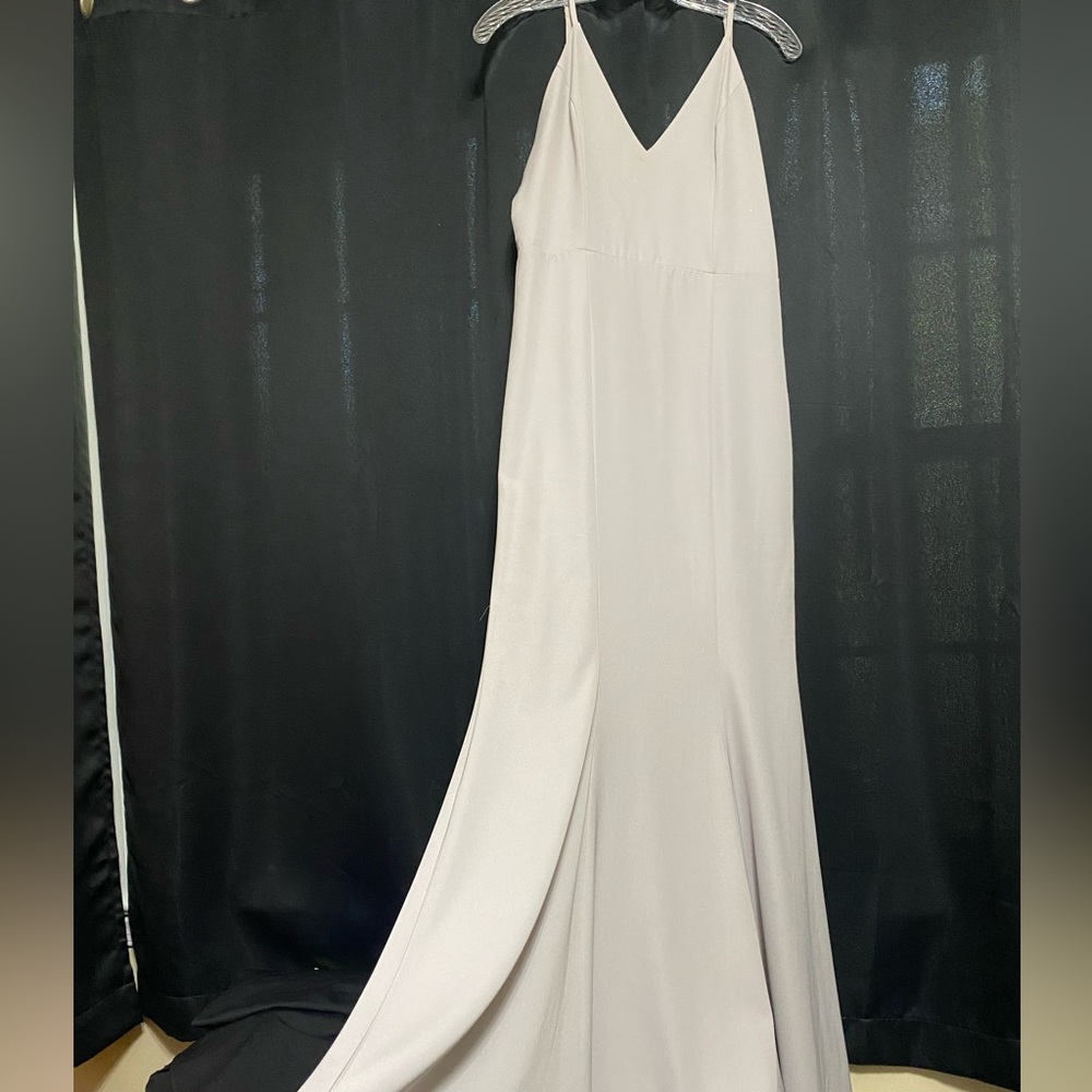 Light Grey. Long evening dress. Tobi. Medium